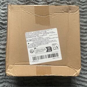 Wall-Mounted Corner Shelf